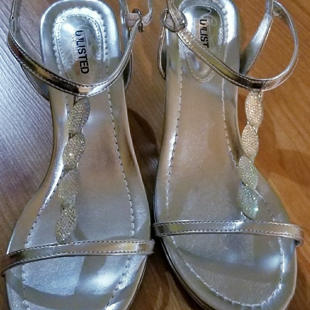 kitten heels silver never worn